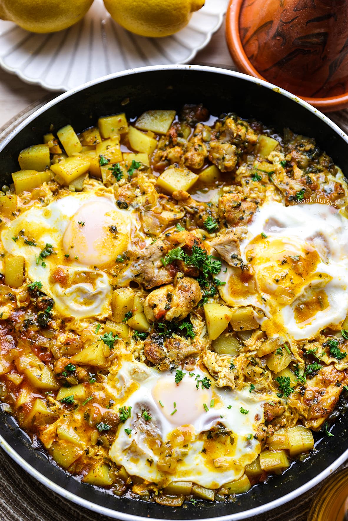 Stoofpotje kippendijen en aardappels eindresultaat Kookmutsjes