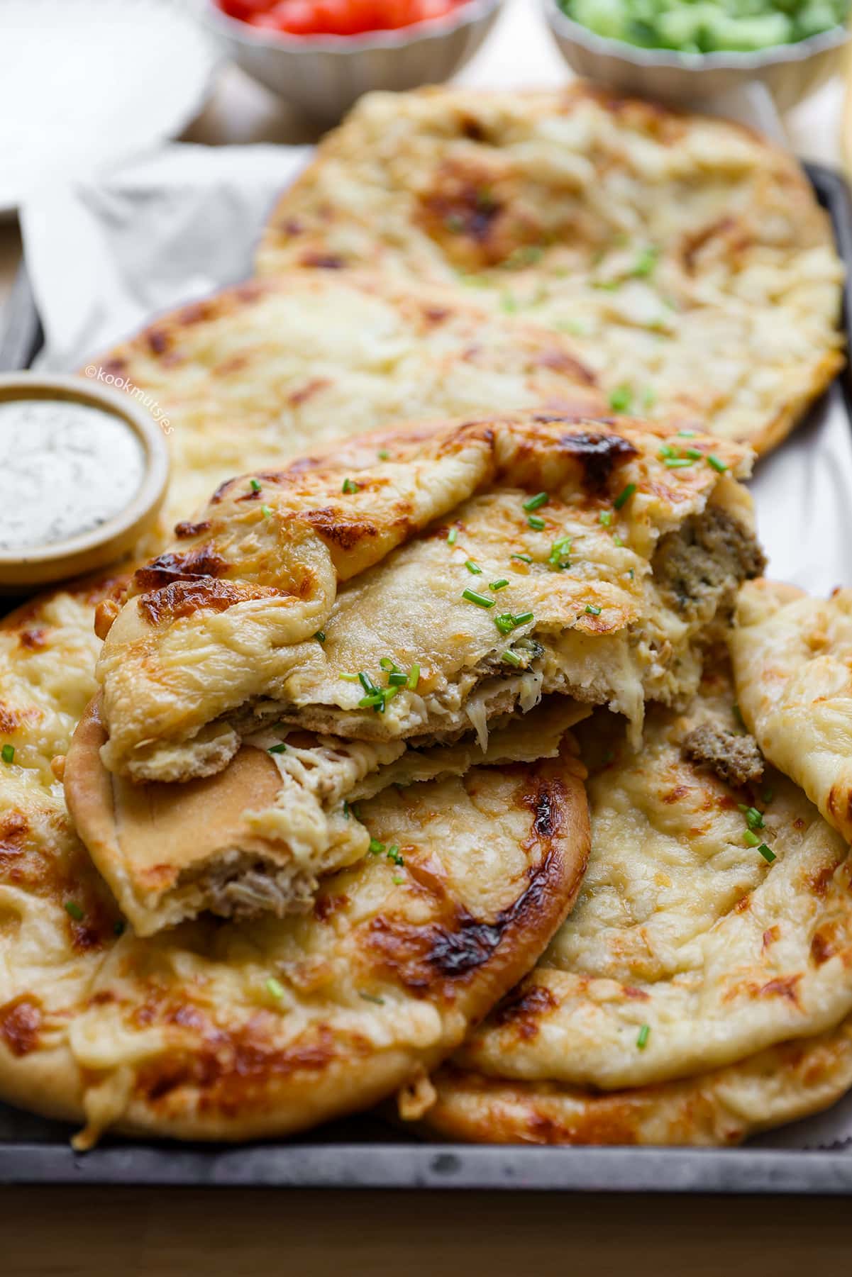 Broodjes Gevuld met Gehakt eindresultaat van Kookmutsjes