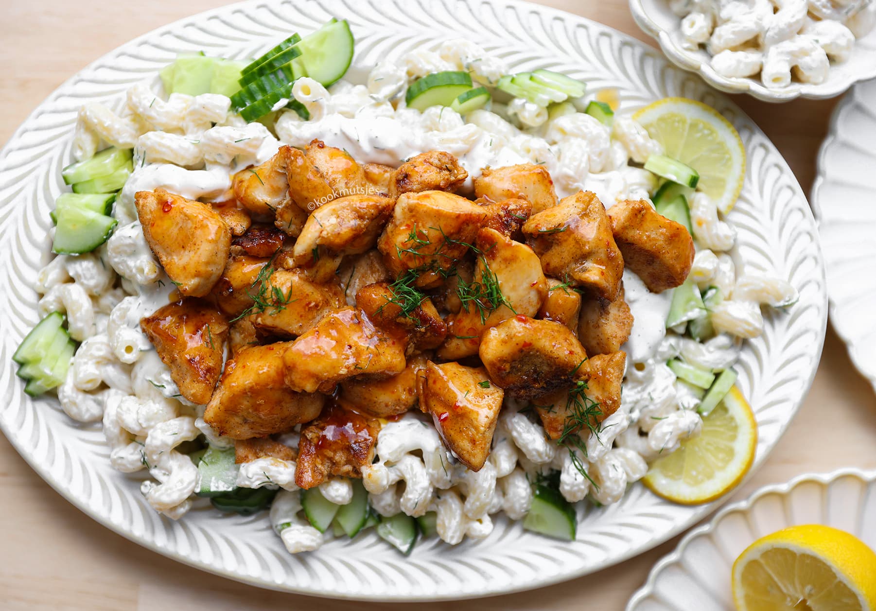 Frisse Pastasalade met Kip Kookmutsjes