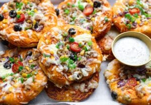 Gevulde Mini Pizza's met Tonijn Kookmutsjes