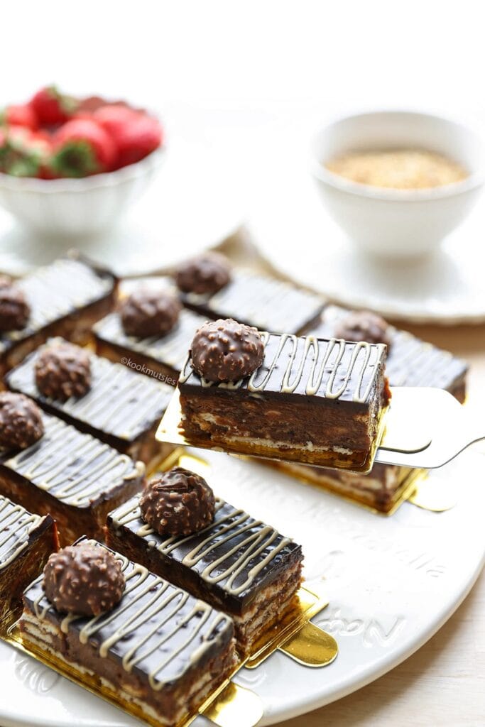 Hazelnoot Gebakjes (No Bake) eindresultaat Kookmutsjes