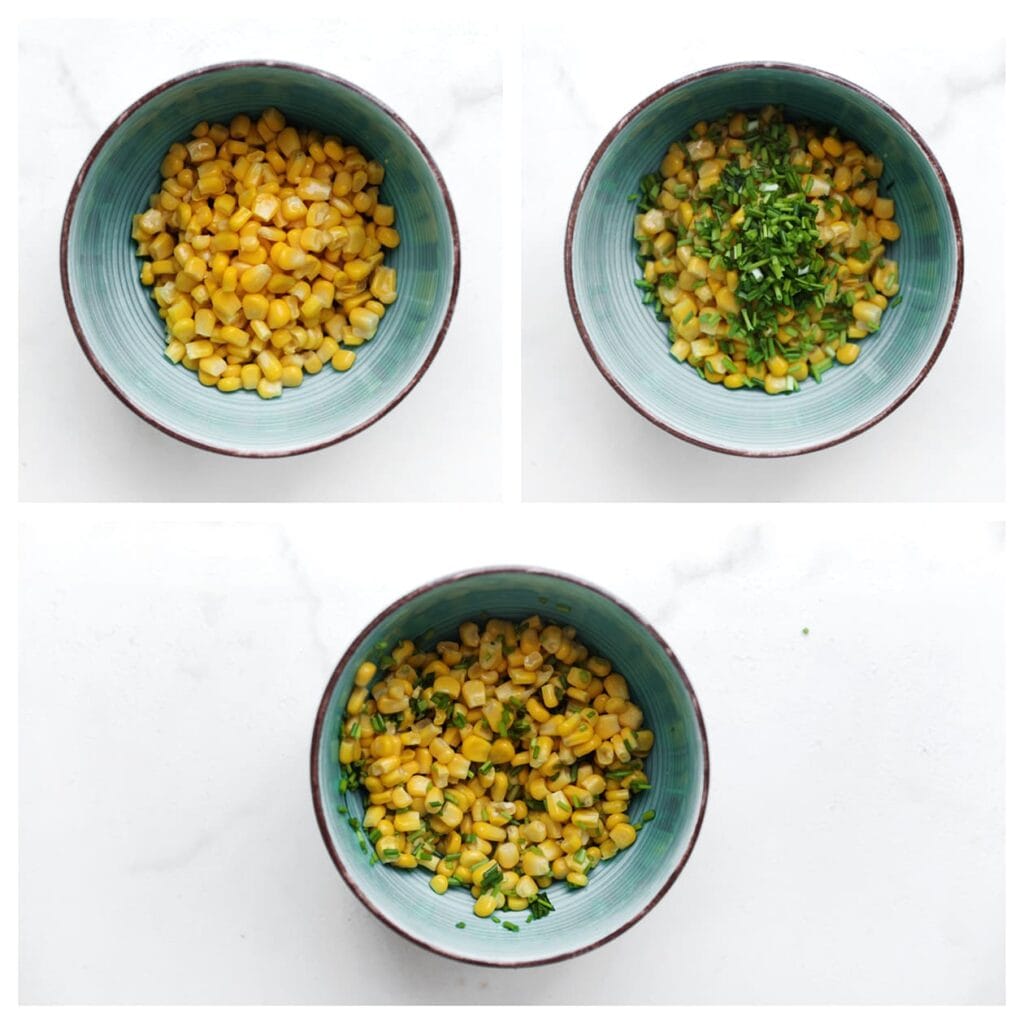 Meng de maïs met de fijngehakte bieslook in een kommetje.