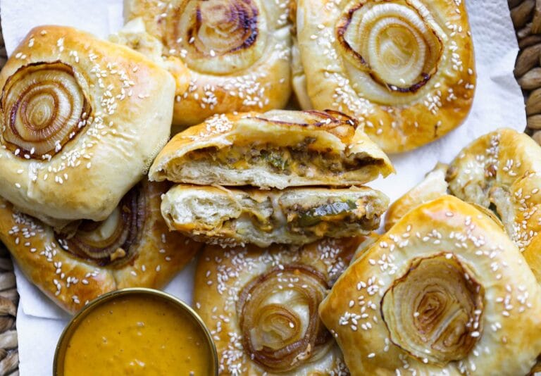 Cheese Onion Bread with Beef