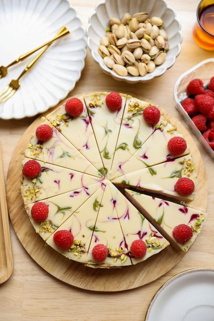 Pistache Raspberry Cheesecake eindresultaat Kookmutsjes
