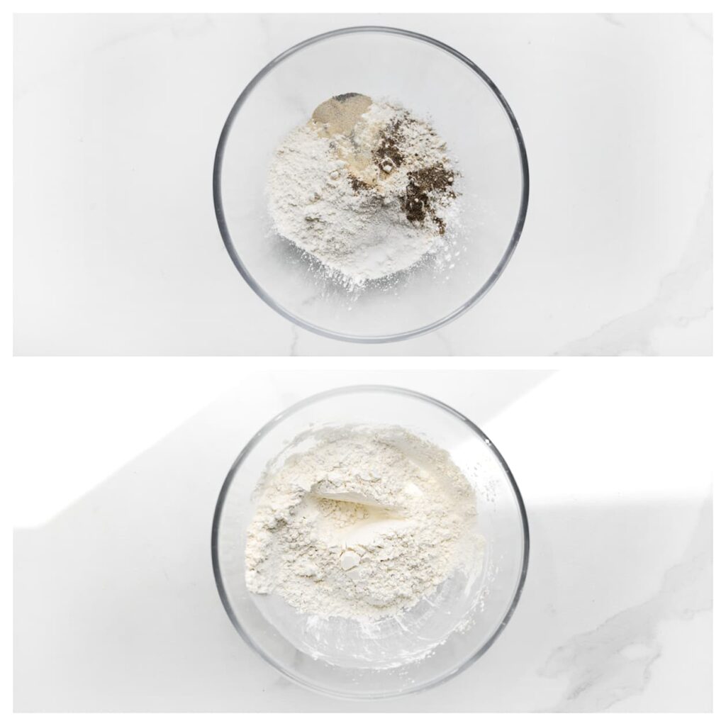 Meng de maïzena, bloem, knoflookpoeder, zwarte peper, uienpoeder en zout in een aparte kom tot een geheel.