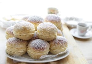 Romige Kokosbroodjes Kookmutsjes