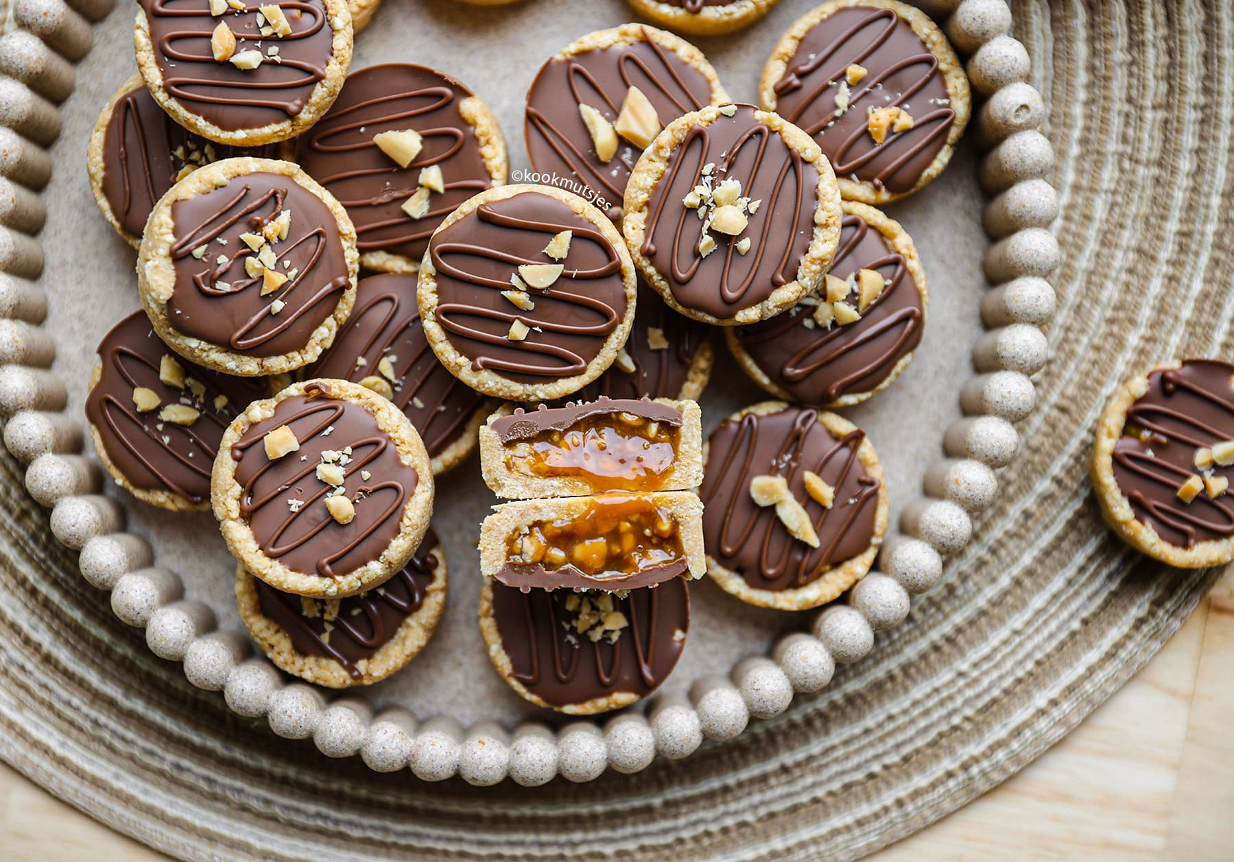 Chocolade Pinda-karamel Koekjes (No Bake)