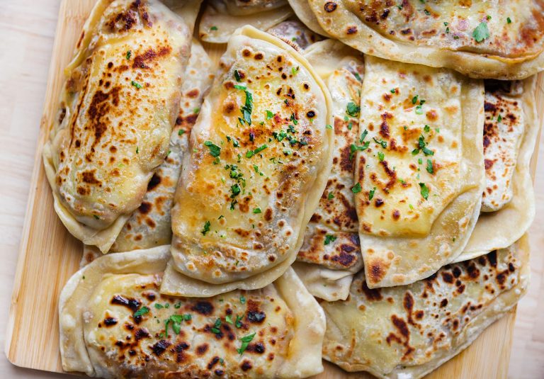 Flat Bread met Cheesy Beef