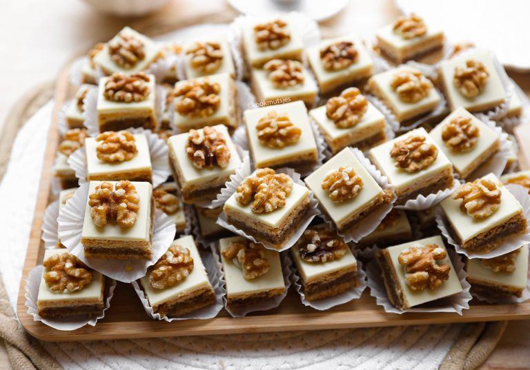 Gevulde Walnotenkoekjes